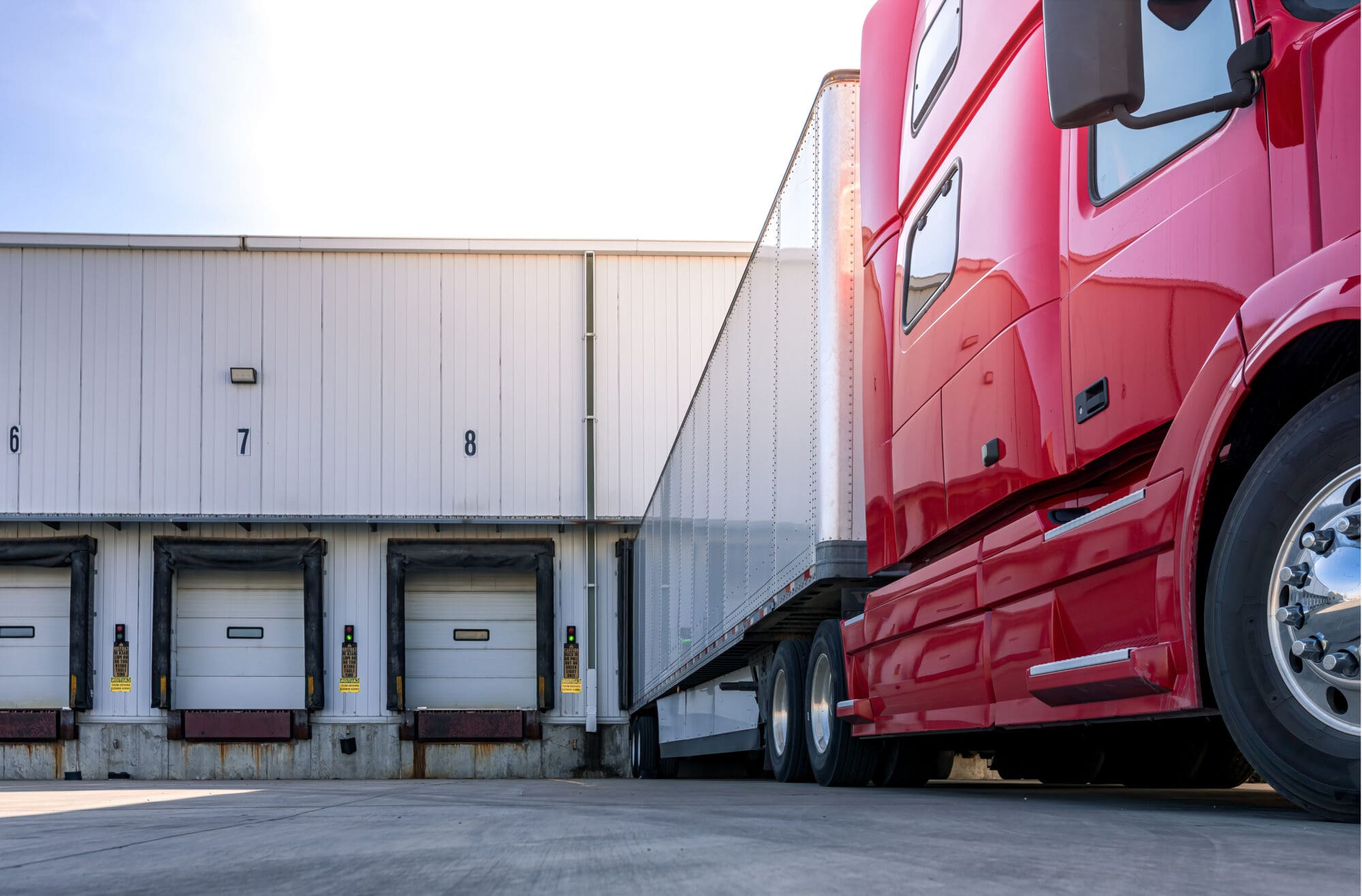 Navigating the Future: 2024 Trends in the Trucking Industry